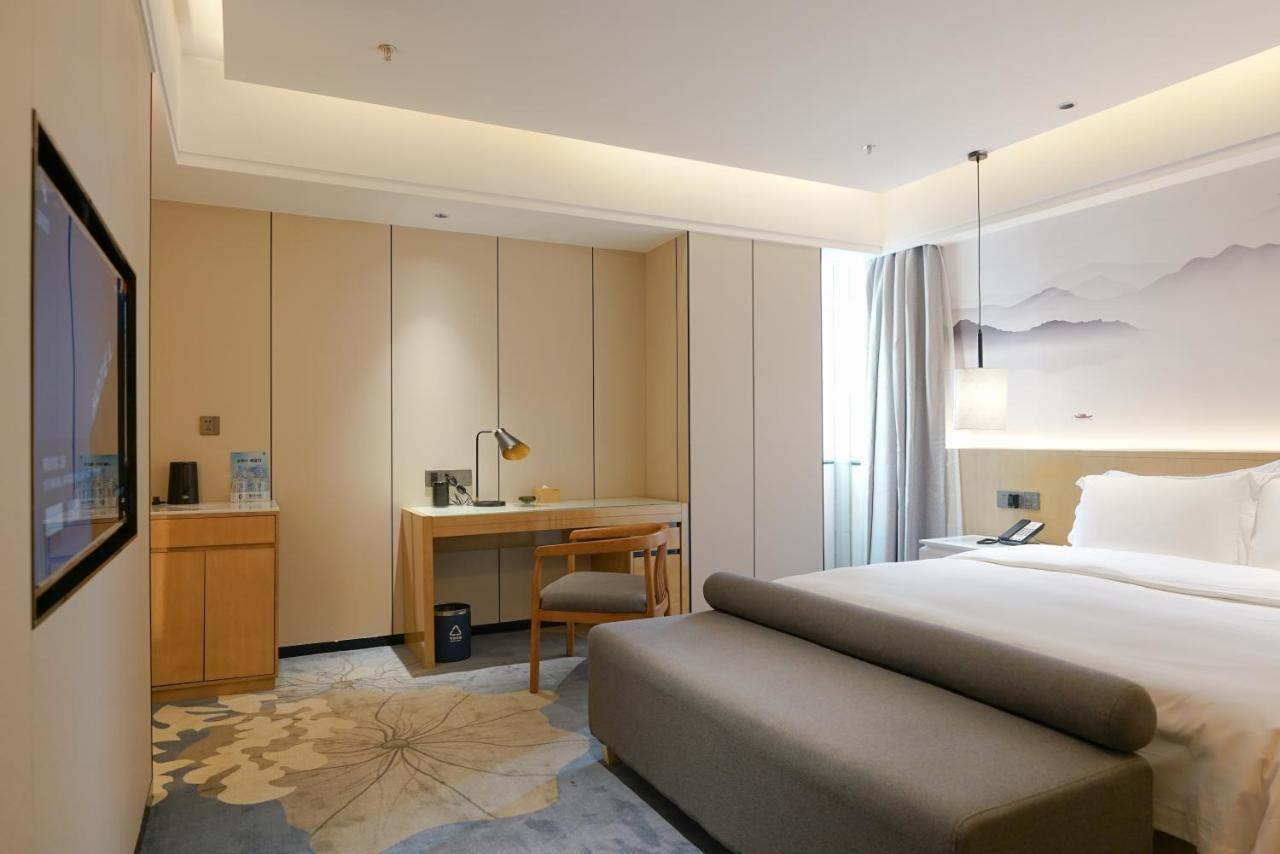 Paco Hotel Shenzhen Luohu Port Экстерьер фото
