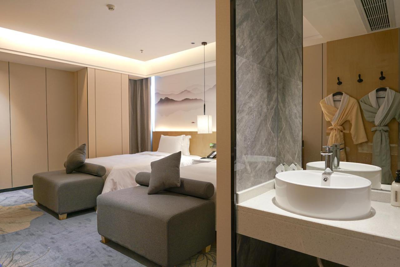 Paco Hotel Shenzhen Luohu Port Экстерьер фото