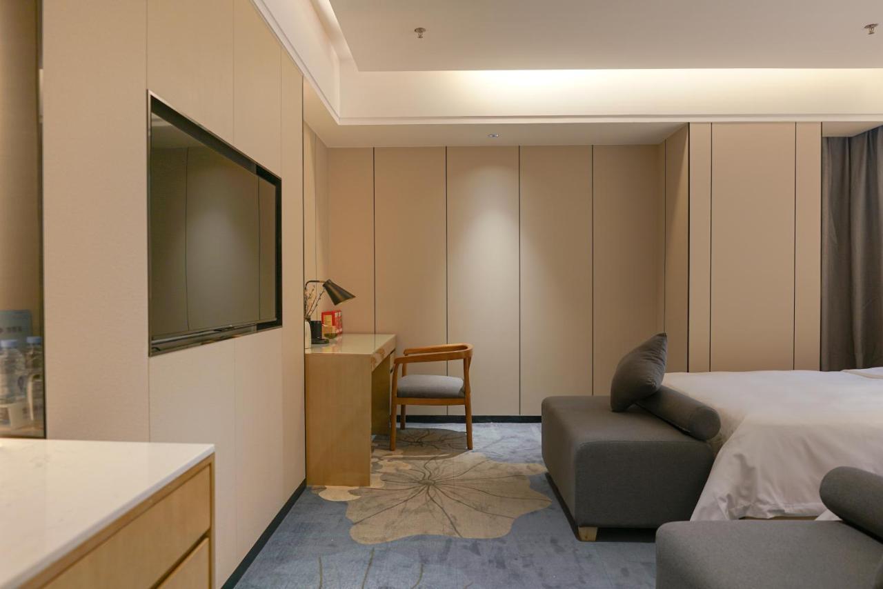 Paco Hotel Shenzhen Luohu Port Экстерьер фото