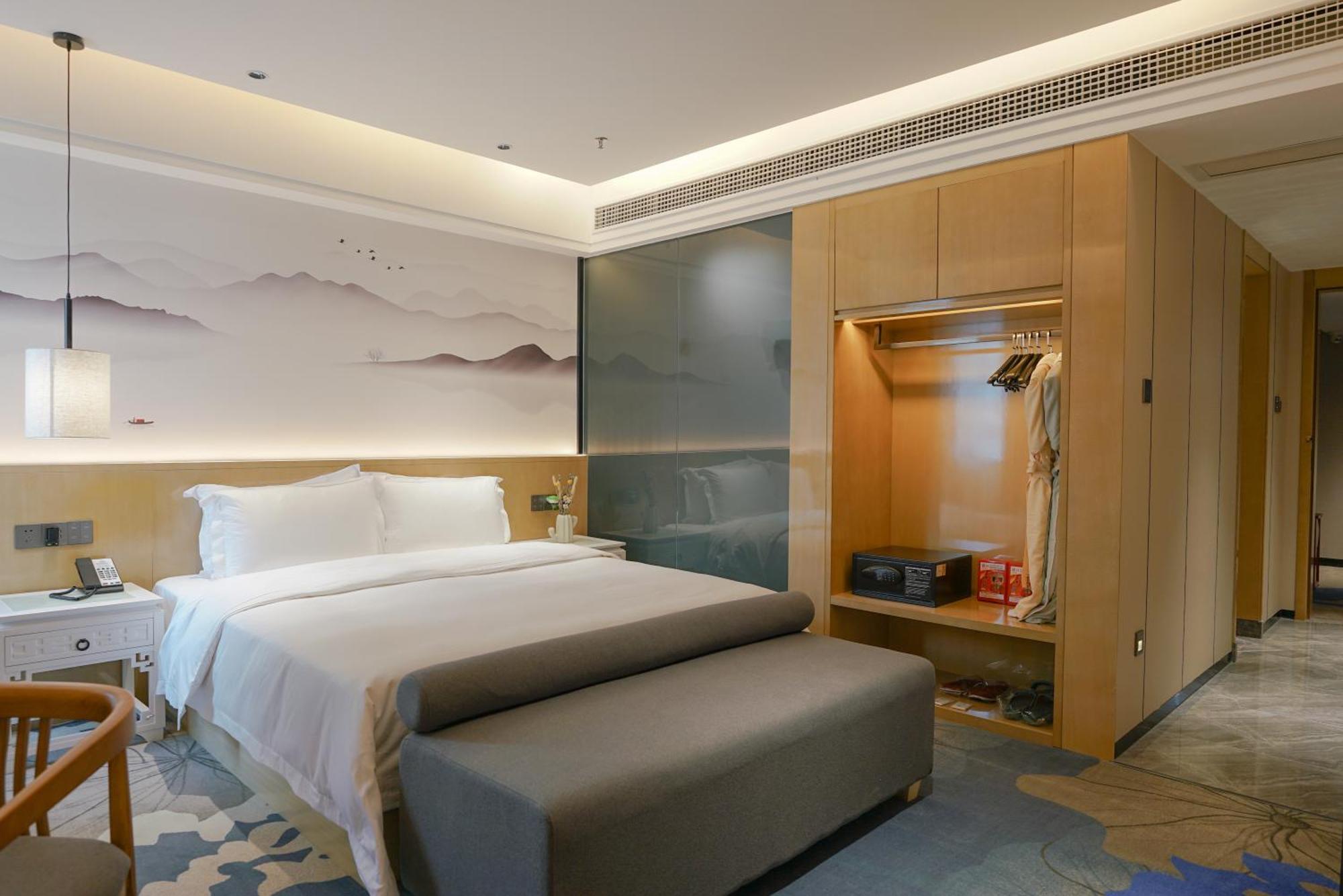Paco Hotel Shenzhen Luohu Port Экстерьер фото